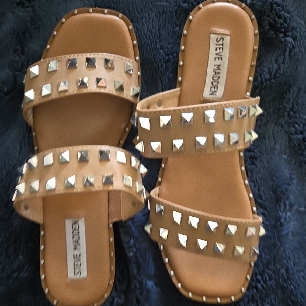 Steve Madden Tan Studded Slide Sandals - Picture 6 of 16